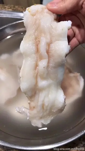 哺乳期吃鱼胶怎么煮(鱼胶如何煲汤产妇喝？)