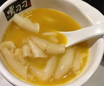 排骨鱼胶羊肚菌汤怎么做(羊肚菌应该怎样煲汤才好喝？)