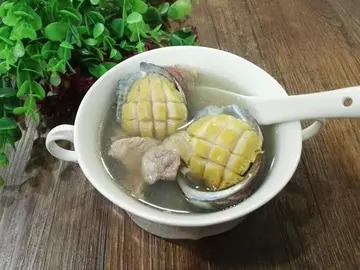 花胶松茸孕妇汤(花胶羊肚菌松菌能一起煲汤？)