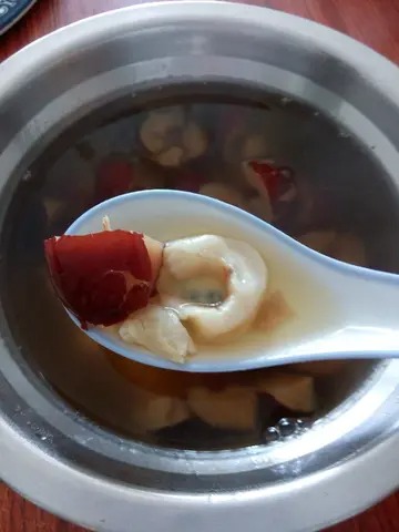 花胶薏米红豆汤 薏米花胶汤做法