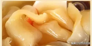 小黄鱼肚子的鱼胶(黄花鱼里面白色像肉的能吃吗？)