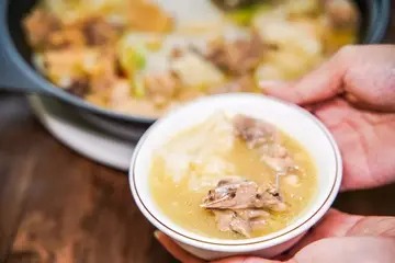 花胶红枣排骨汤的做法 花胶炖排骨汤的做法大全