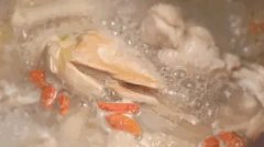桃胶皂角和鱼胶的功效与作用(桃胶雪燕皂角米的功效与作用？