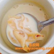 小孩子能吃鱼胶吗(小孩子可以吃鱼胶汤吗)