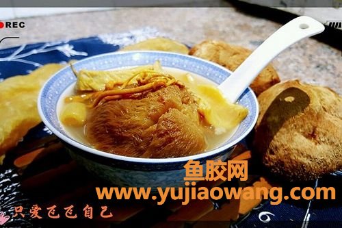 花胶煲瘦肉的做法大全(花胶西洋参瘦肉汤的做法)