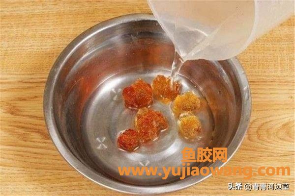 花胶桃胶糖水(花胶桃胶银耳可以一起煲糖水吗？)