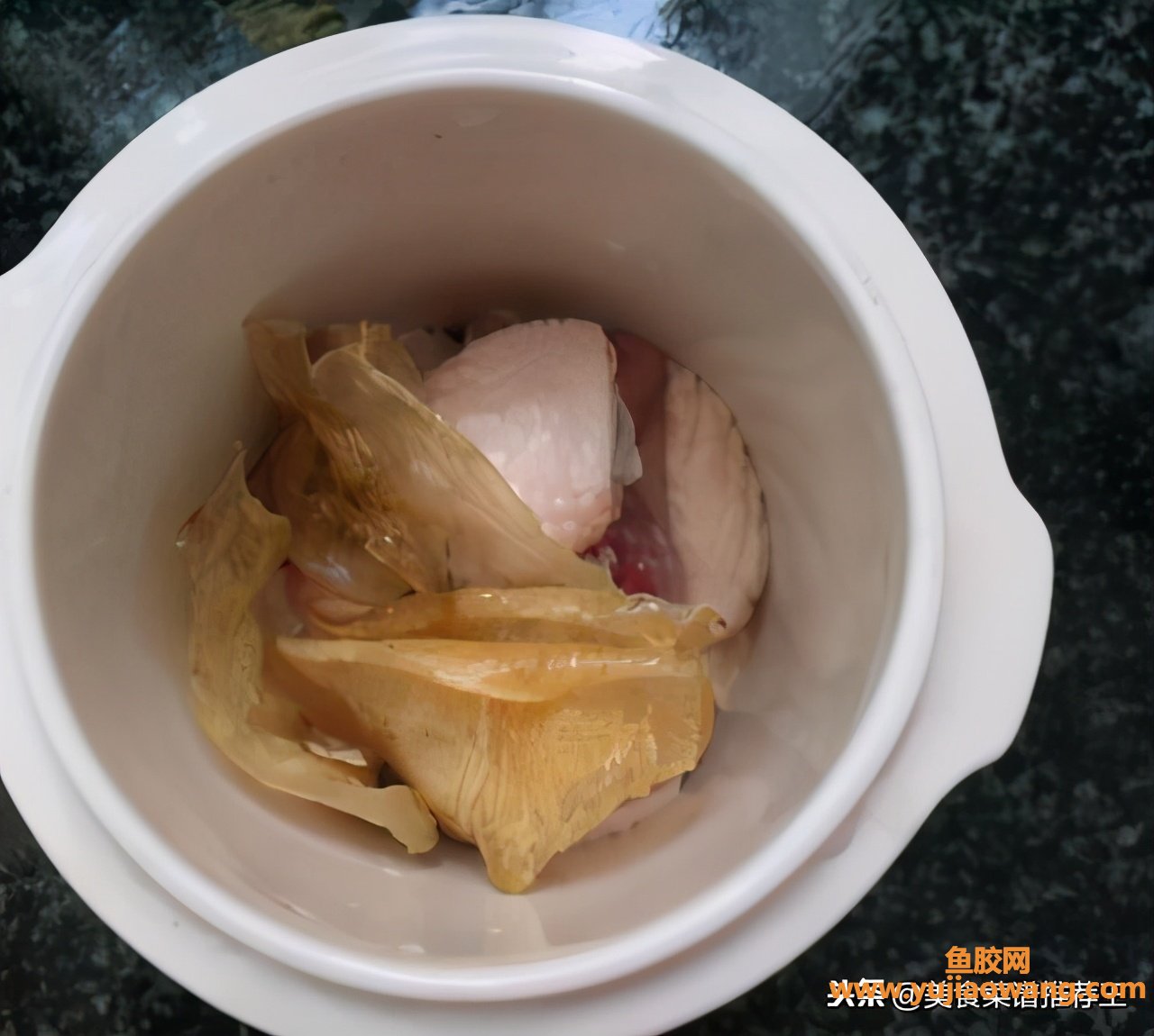 (鱼胶和鸡蛋胶怎么吃法大全)鲍鱼鸡蛋胶炖鸡汤美食推荐120期