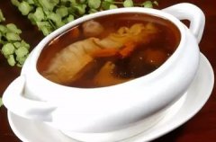 冬菇花胶鸡脚汤的做法(用鸡爪烧什么汤有营养？)