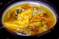 广东花胶炖鸡汤怎么做 广东花胶炖鸡汤的做法