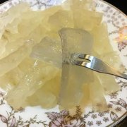 燕窝的食用量每天是多少 燕窝的食用量每天是多少毫克